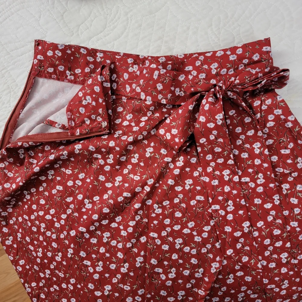 High Waisted Wrap Ruffle  Brick Red Floral Flowy Midi Beach Skirt